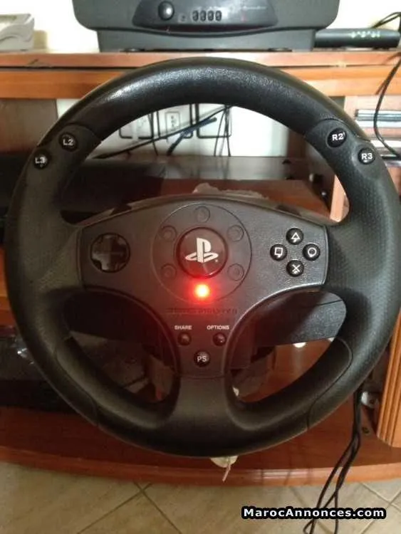 Manette volent thrustmaster t80 ps3/ps4 sony - الدار البيضاء
