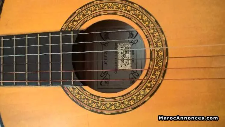 Guitare classic jerez - الدار البيضاء