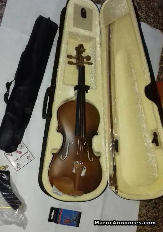 Violon 4/4 made in italy avec tout les accessoires - الدار البيضاء (2)
