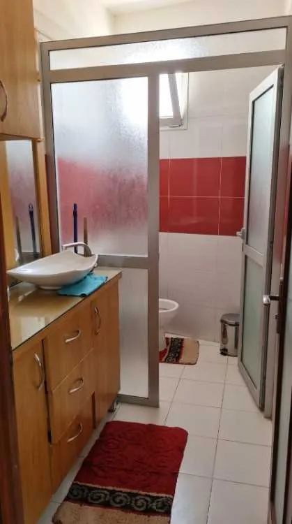 Sarout : local commercial sur avenue mohamed 5. bureau - الرباط (2)