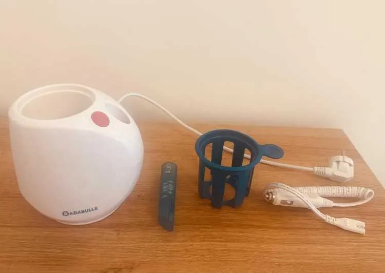 Chauffe biberon avec 2 câbles (voiture et normal) - الرباط (3)