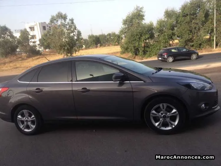 Ford focus 3 berline - الدار البيضاء