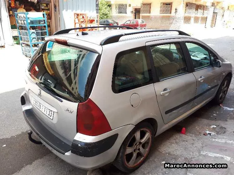 Peugeot 307 familiale - الدار البيضاء (2)