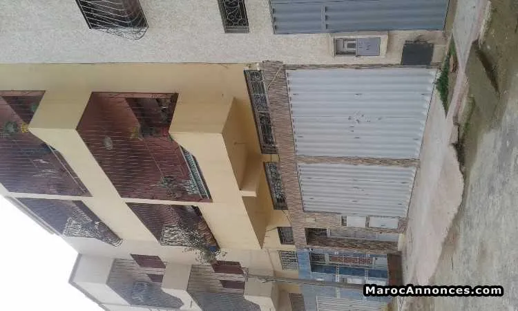 Maison r+2 à berrechid - الدار البيضاء