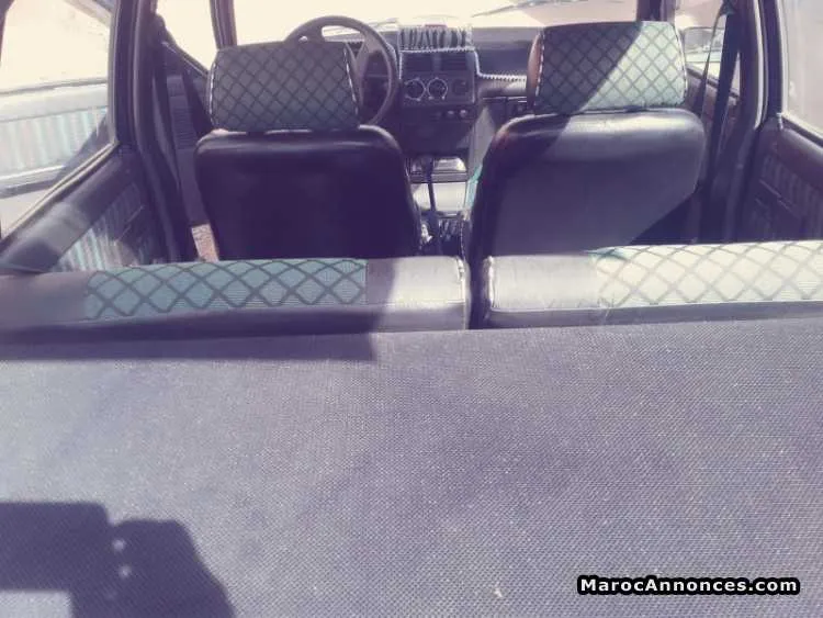 Peugeot 205 - الدار البيضاء