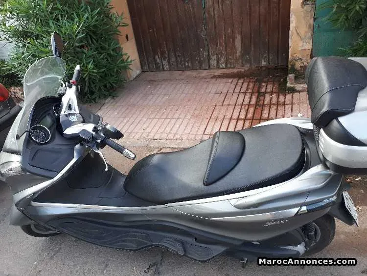 Piaggio x10 - الدار البيضاء (3)