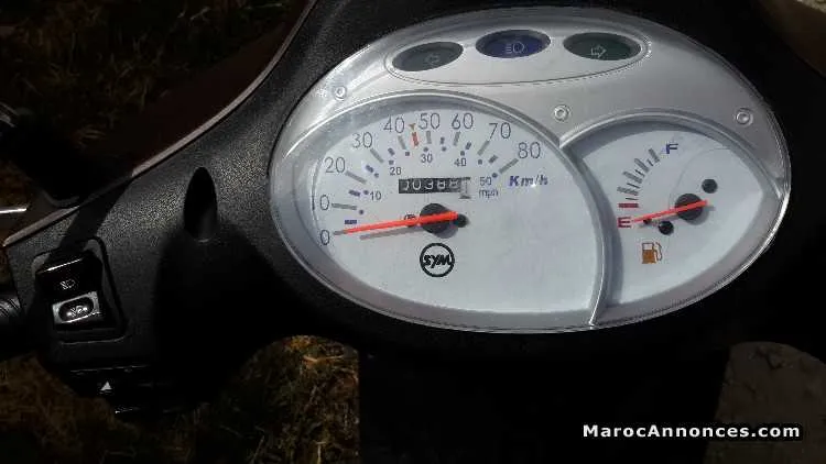 Vente d'une moto sym fiddle presque neuve - الدار البيضاء