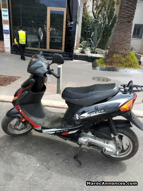 Scouter docker a vendre - الدار البيضاء (2)