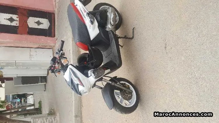 Stunt 2 phares marlboro - الدار البيضاء