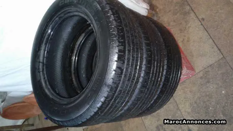 3 pneu 215/65 r16  continental - الدار البيضاء (2)