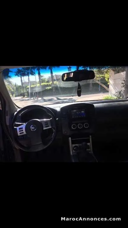 Nissan navara diesel 2013 - الدار البيضاء (3)