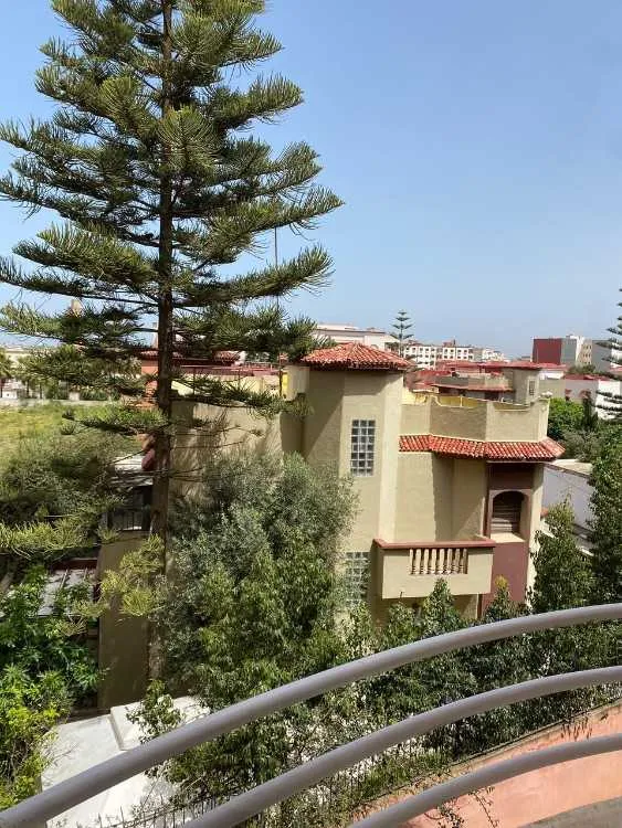 شقة جميلة للبيع بالجديدة طريق سيدي بوزيد - الجديدة