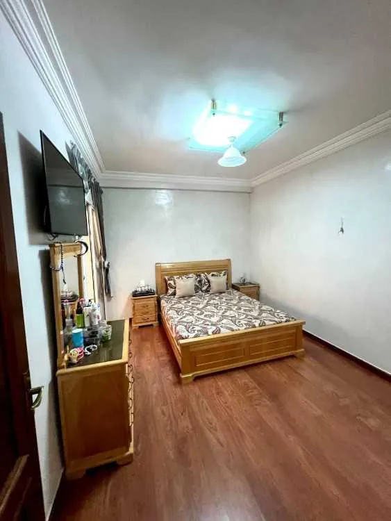 Vente d'un appartement de 111 m2 à emile zola - الدار البيضاء (2)