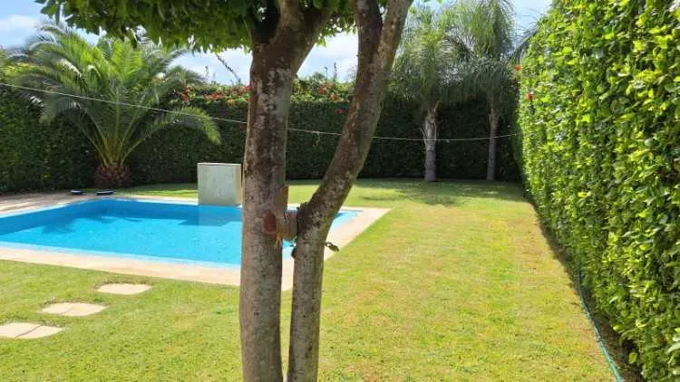 Villa avec piscine - الجديدة (3)