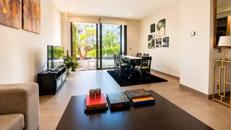 Pied dans l'eau – anfa place 111 m² - الدار البيضاء (2)