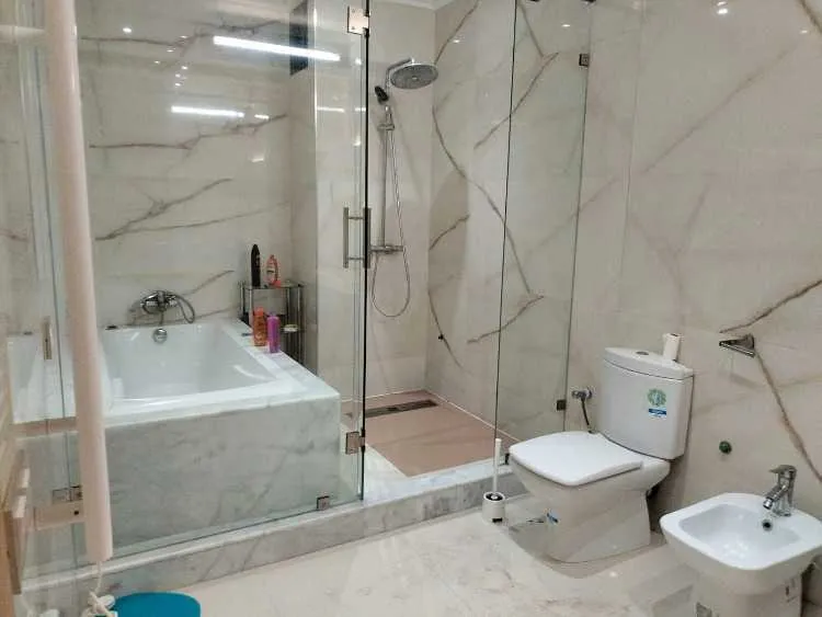 Villa haut standing à louer harhourz _vide - الرباط