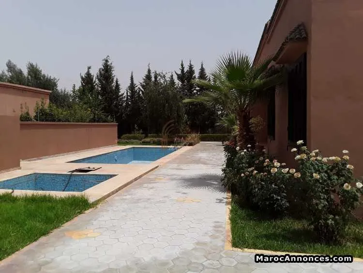 Vente villa À 10 km de marrakech - الدار البيضاء