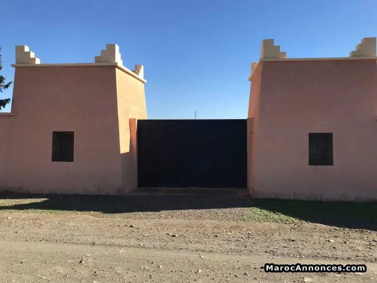 Villa 280 m2 avec jardin de 14720 m2 - الدار البيضاء