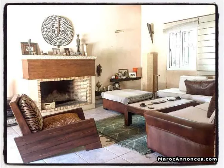 Villa bien construite - الدار البيضاء (2)