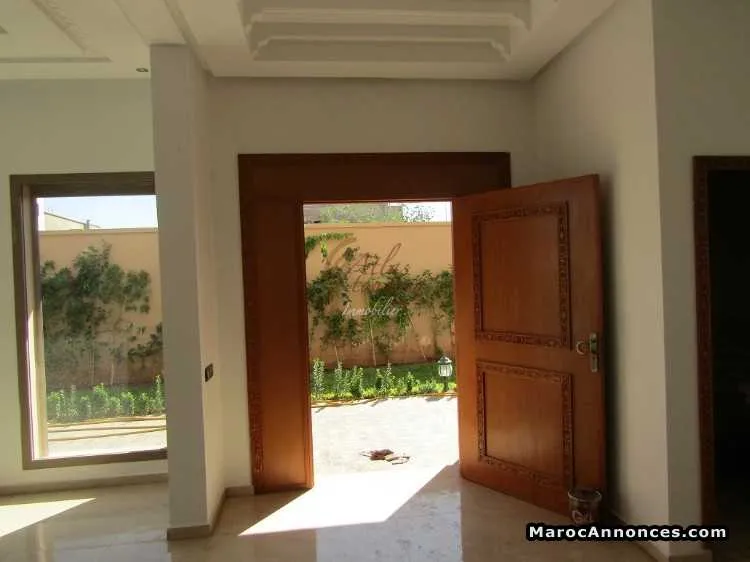 Villa de 417 m² À targa - الدار البيضاء (3)