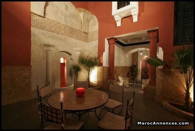 Vente riad unique et luxueux À bahia - الدار البيضاء
