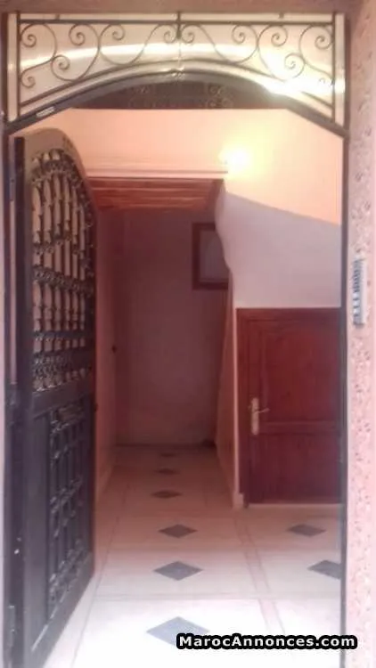 Maison r+2.  115 m2 - الدار البيضاء