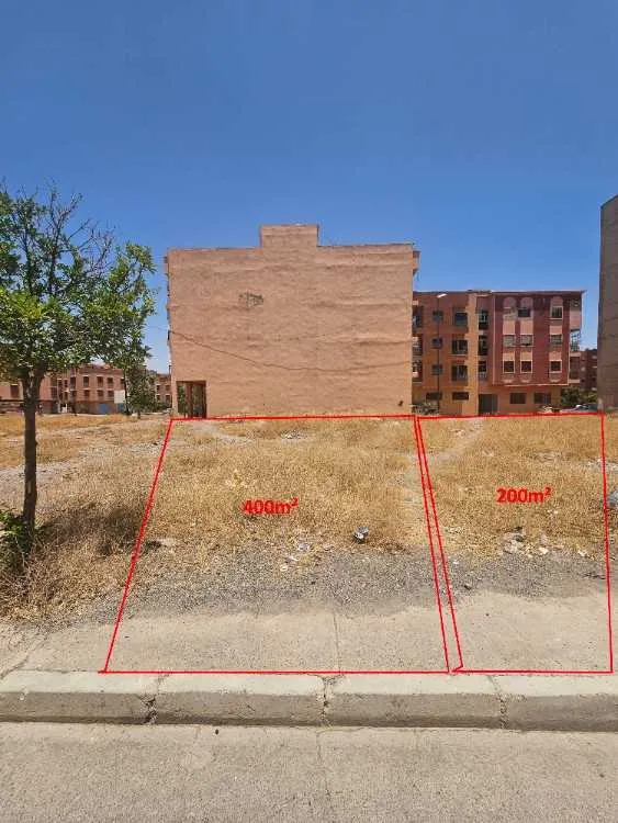 Terrain titré 200 m² – azzouzia – 2 façades - مراكش (2)