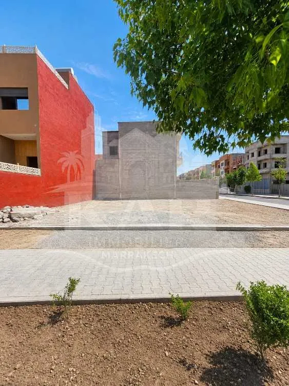 Terrain villa commercial titré 201 m² - مراكش