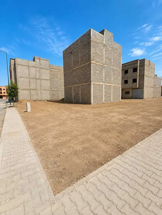 Terrain commercial titré 85 m² douar sidi moussa - مراكش