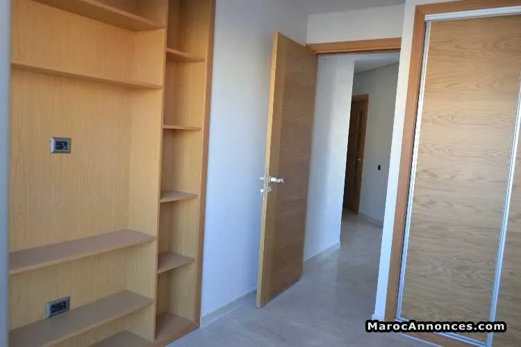 Studio neuf très belle finition belle terrasse - الدار البيضاء (2)