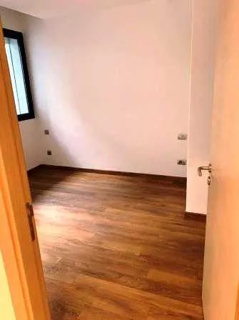 Appartement vide rez-de-jardin prestigia - الرباط (3)