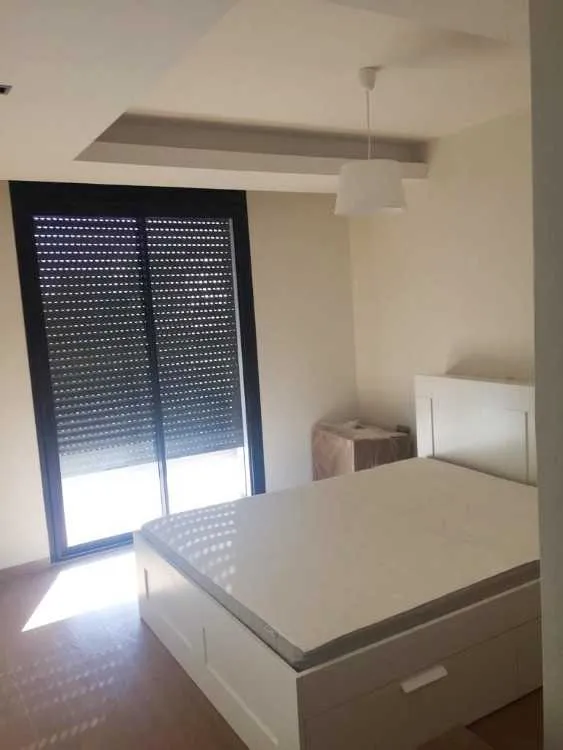 Bel appartement meublé avec terrasse à souissi - الرباط (2)