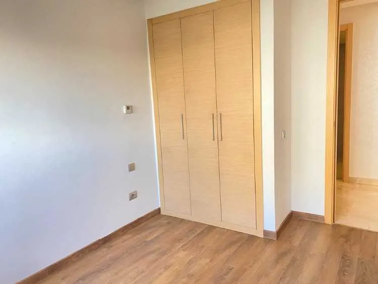 Appartement neuf à hay riad - الرباط (3)