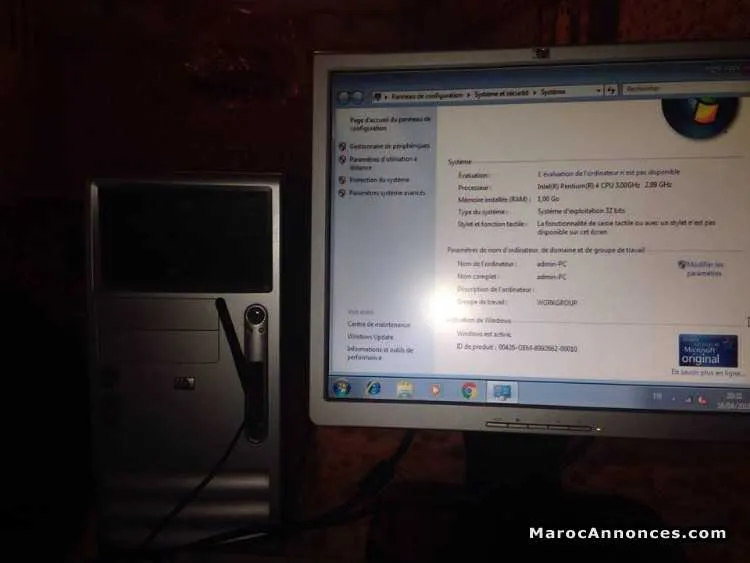 Pc hp pntm4 avec table + autre unite central pntm4 - الدار البيضاء