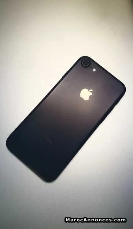 Iphone 7 black 32 gb - الدار البيضاء