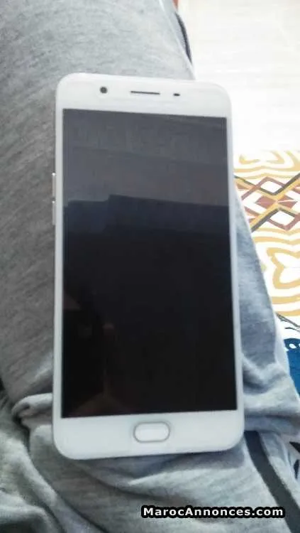 Oppo f1s - الدار البيضاء (3)