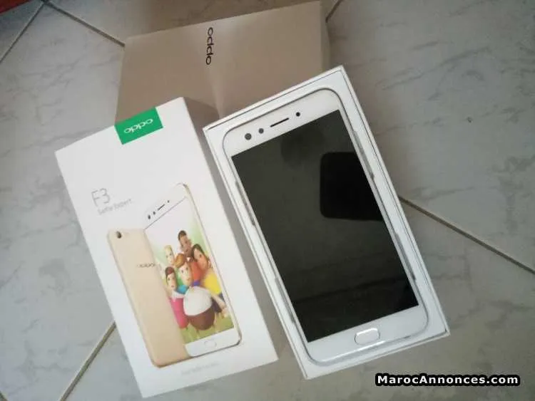 Oppo f3, 64go avec 2 pochettes - الدار البيضاء