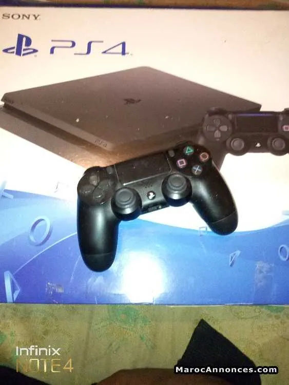 Ps4 slim - الدار البيضاء (3)