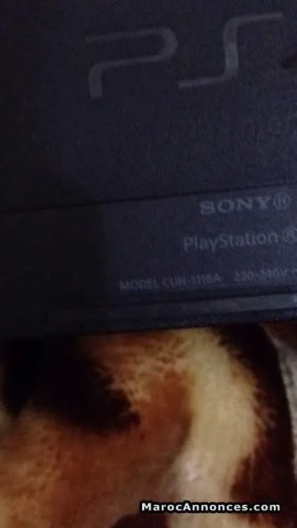 Playstation 4 avec fifa 18 - الدار البيضاء (2)