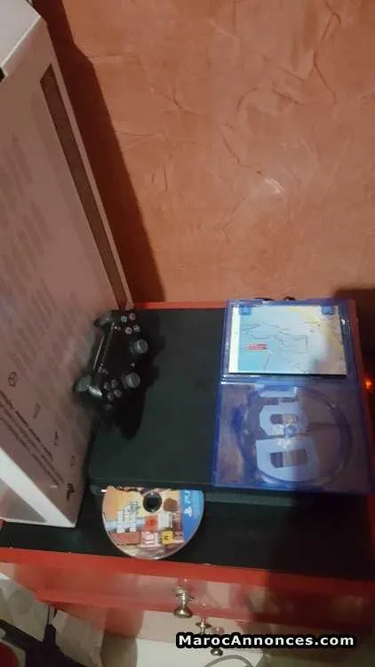 ps4 slim 500 go - الدار البيضاء