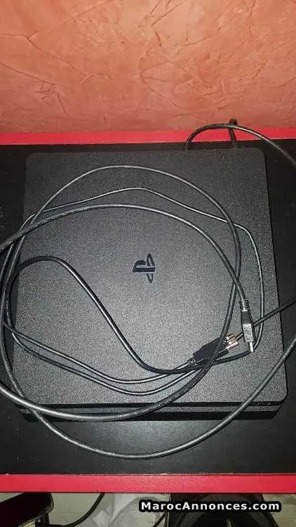 ps4 slim 500 go - الدار البيضاء (3)