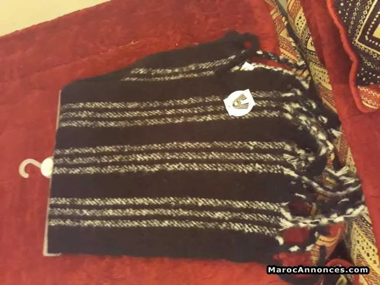 Écharpe  à vendre - الدار البيضاء