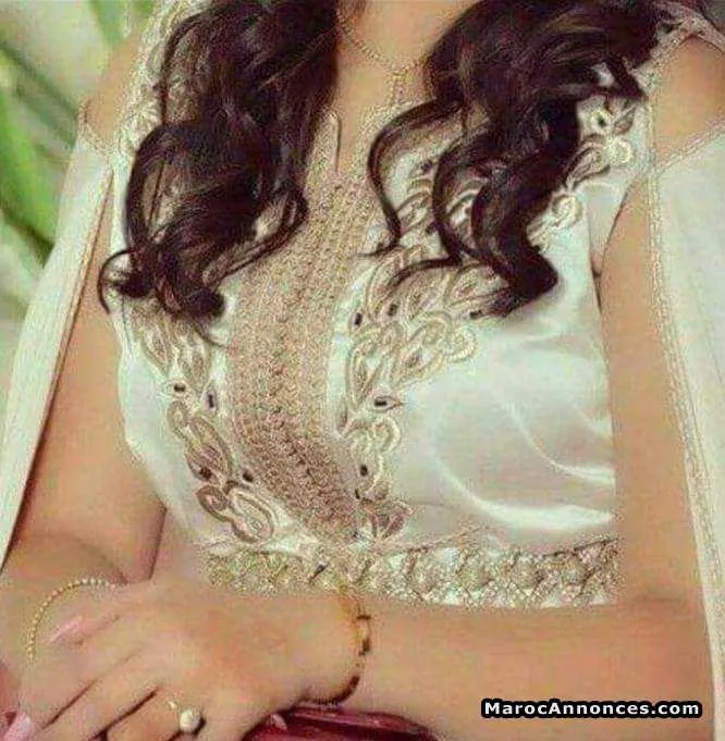 Location de caftans et takchita - الدار البيضاء (2)