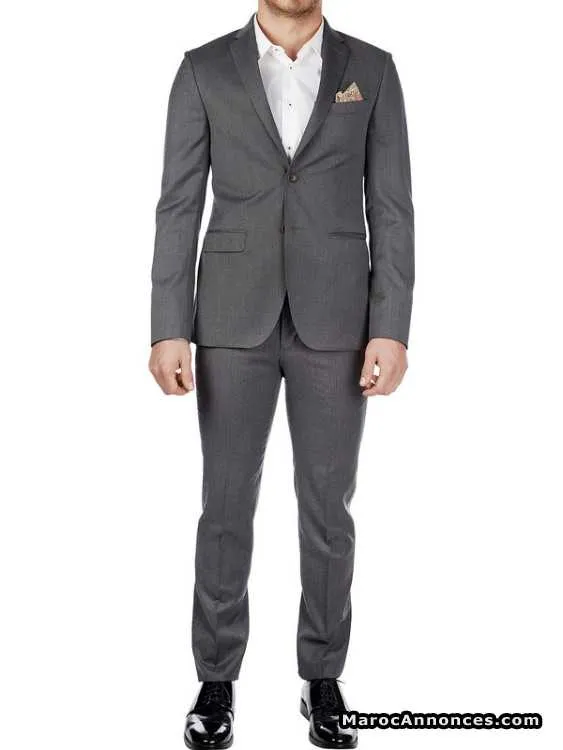 Déstockage costumes et chemises - الدار البيضاء