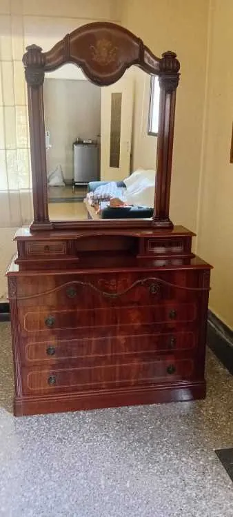 Vente en urgence de commode coiffeuse - الدار البيضاء (2)