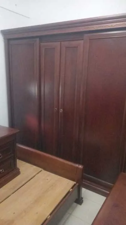 Chambre à coucher en bois massive - مراكش (3)