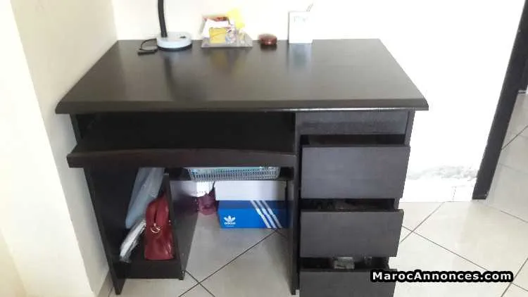 Vente lit 1place et un bureau - الدار البيضاء