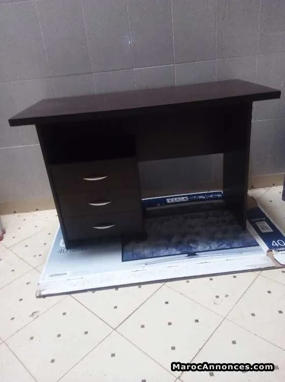 Bureau avec caisson - الدار البيضاء (2)