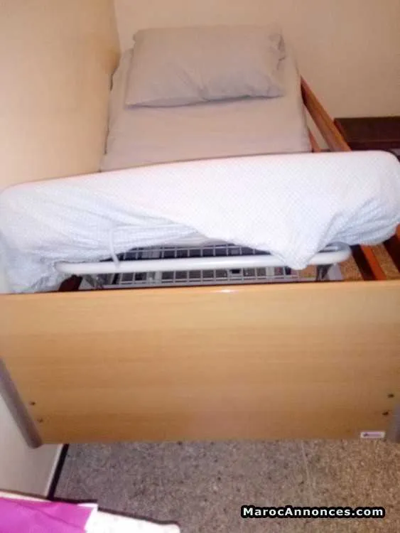 Lit médical et matelas anti-escarres - الدار البيضاء