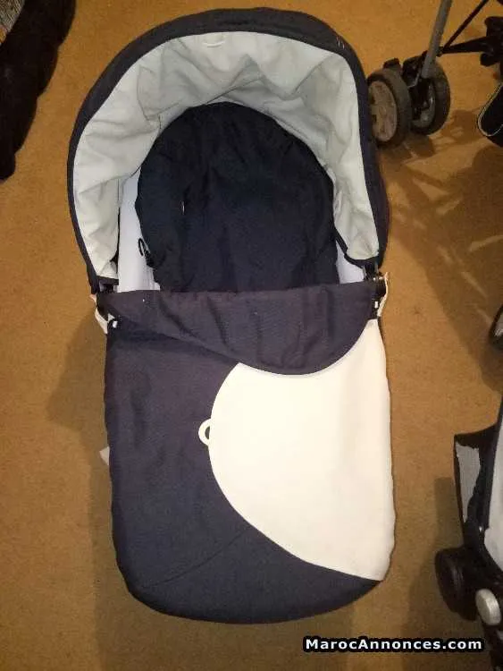 Poussette chicco  et chaise bébé - الدار البيضاء (2)